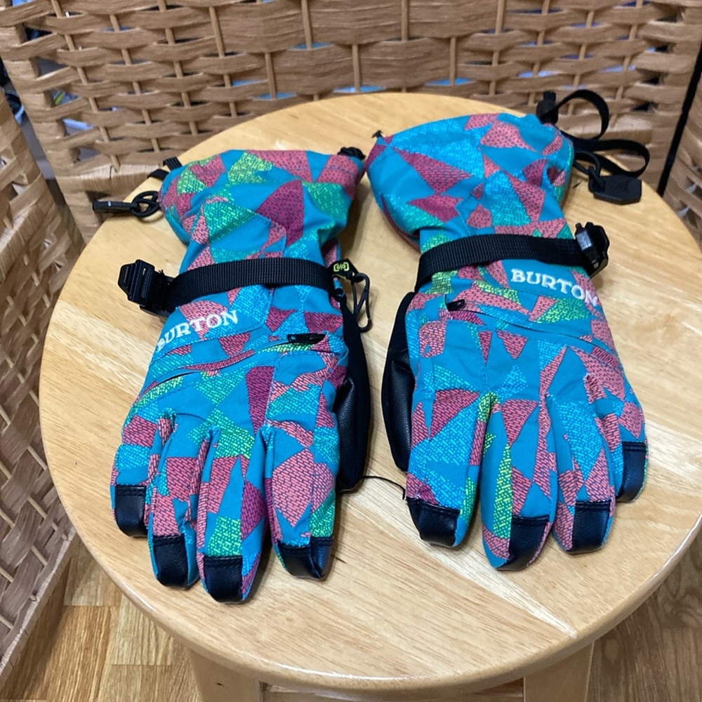 Burton Kid’s Size Small Vented Ski/Snowboard Gloves - Adjustable